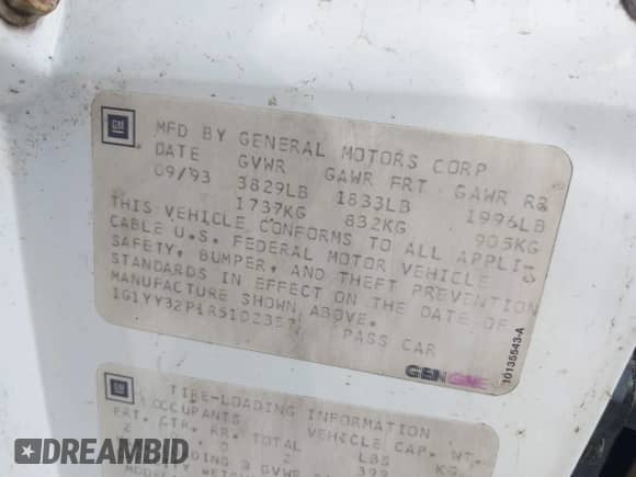 ✅ 1994 Chevrolet Corvette • VIN: 1G1YY32P1R5102357 • Lot: 43618578. Wystawiony na IAAI z przebiegiem 138 221 mil. Bezpłatny archiwum sprzedaży aukcyjnych z USA i szczegółowy raport historii pojazdu na DreamBid. Zdjęcie 9.