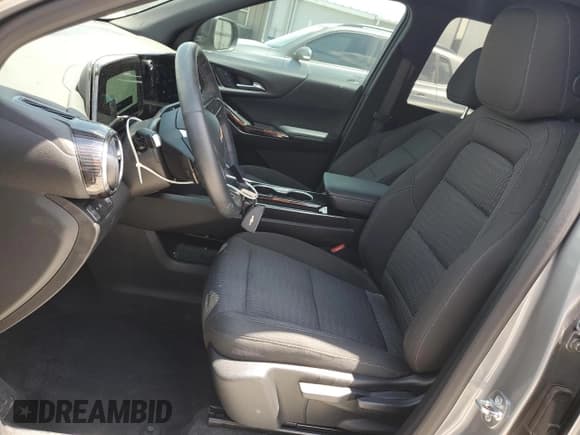 ✅ 2025 Chevrolet Equinox FWD LT • VIN: 3GNAXHEG6SL125456 • Lot: 65439295. Wystawiony na Copart z przebiegiem 11 194 mil. Bezpłatny archiwum sprzedaży aukcyjnych z USA i szczegółowy raport historii pojazdu na DreamBid. Zdjęcie 7.