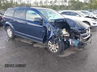 ✅ 2019 Dodge Journey SE • VIN: 3C4PDCBBXKT738543 • Lot: 43382698. Wystawiony na IAAI z przebiegiem Nie podano. Bezpłatny archiwum sprzedaży aukcyjnych z USA i szczegółowy raport historii pojazdu na DreamBid. Zdjęcie 1.
