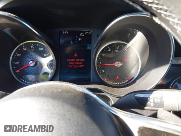 ✅ 2020 Mercedes-Benz GLC 300 • VIN: WDC0G8EB3LF715726 • Lot: 43585731. Wystawiony na IAAI z przebiegiem 127 276 mil. Bezpłatny archiwum sprzedaży aukcyjnych z USA i szczegółowy raport historii pojazdu na DreamBid. Zdjęcie 7.