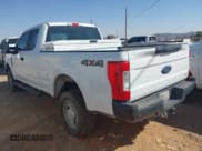 ✅ 2017 Ford F-250 XLT • VIN: 1FT7X2B63HEC15796 • Lot: 42256810. Listed on IAAI with 154,282 mi. Free auction sales archive from the USA and detailed vehicle history report at DreamBid. Image 3.