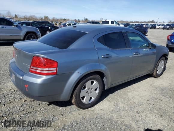 ✅ 2009 Dodge Avenger SE • VIN: 1B3LC46B49N572257 • Лот: 45929405. Опубликован ранее на Copart с пробегом 150 682 миль. Бесплатный доступ к архиву аукционных продаж из США и подробный отчёт об истории автомобиля на DreamBid. Изображение 3.