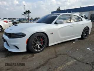 2016 Dodge Charger SRT 392 with VIN 2C3CDXEJ1GH196973, listed as a Copart auction lot 68247485 with 70,349 mi miles and Clean title. Bid and sale history available at DreamBid. Image 1.