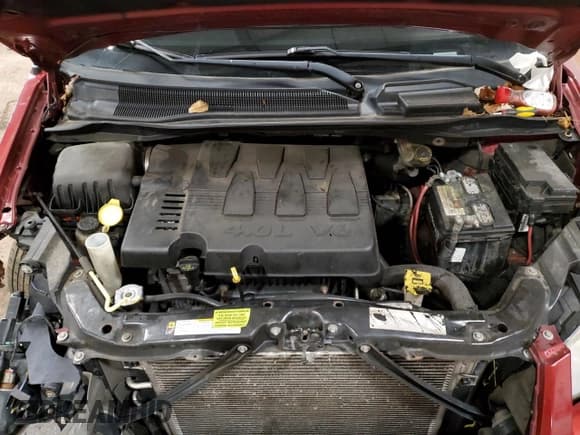 ✅ 2010 Chrysler Town & Country Touring Plus • VIN: 2A4RR8DXXAR403861 • Lot: 90017135. Wystawiony na Copart z przebiegiem 227 568 mil. Bezpłatny archiwum sprzedaży aukcyjnych z USA i szczegółowy raport historii pojazdu na DreamBid. Zdjęcie 12.