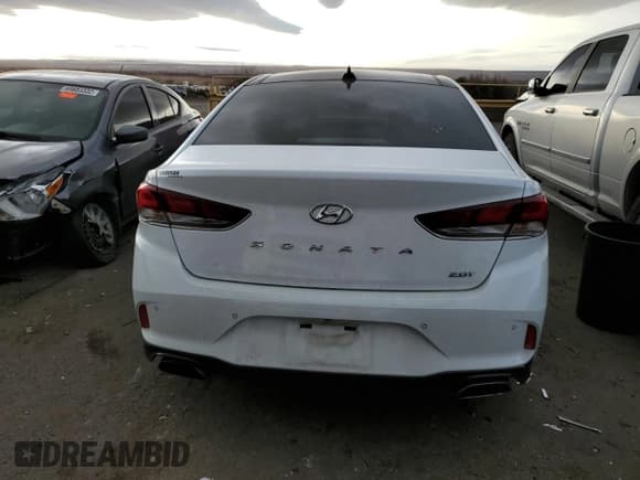 ✅ 2019 Hyundai Sonata Limited • VIN: 5NPE34ABXKH770331 • Лот: 69695332. Опубликован ранее на Copart с пробегом 30 704 миль. Бесплатный доступ к архиву аукционных продаж из США и подробный отчёт об истории автомобиля на DreamBid. Изображение 6.