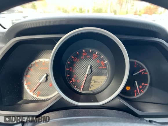 ✅ 2013 Toyota 4Runner SR5 • VIN: JTEBU5JR3D5130804 • Lot: 92353055. Wystawiony na Copart z przebiegiem 238 501 mil. Bezpłatny archiwum sprzedaży aukcyjnych z USA i szczegółowy raport historii pojazdu na DreamBid. Zdjęcie 8.