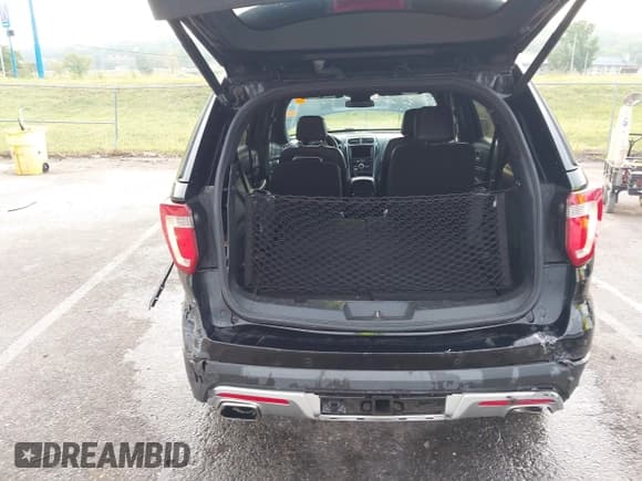 ✅ 2017 Ford Explorer Platinum • VIN: 1FM5K8HT0HGD87483 • Lot: 43284549. Listed on IAAI with 86,276 mi. Free auction sales archive from the USA and detailed vehicle history report at DreamBid. Image 17.