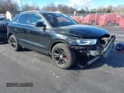 ✅ 2017 Audi Q3 Premium Plus • VIN: WA1JCCFS9HR002174 • Lot: 43708312. Wystawiony na IAAI z przebiegiem 65 174 mil. Bezpłatny archiwum sprzedaży aukcyjnych z USA i szczegółowy raport historii pojazdu na DreamBid. Zdjęcie 1.