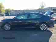 2019 Toyota Camry LE with VIN 4T1B11HK1KU697946, listed as a IAAI auction lot 43424429 with 289,881 mi miles and . Bid and sale history available at DreamBid. Image 14.