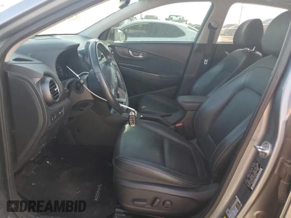 ✅ 2020 Hyundai Kona Limited • VIN: KM8K33A57LU404305 • Лот: 74675834. Опубликован ранее на Copart с пробегом 43 544 миль. Бесплатный доступ к архиву аукционных продаж из США и подробный отчёт об истории автомобиля на DreamBid. Изображение 7.