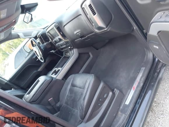 ✅ 2018 Chevrolet Silverado 1500 LTZ • VIN: 3GCUKSEC3JG548940 • Lot: 42651604. Wystawiony na IAAI z przebiegiem 163 602 mil. Bezpłatny archiwum sprzedaży aukcyjnych z USA i szczegółowy raport historii pojazdu na DreamBid. Zdjęcie 5.