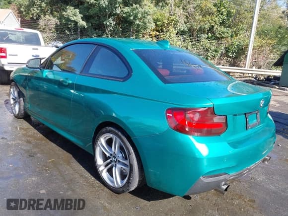 ✅ 2016 BMW 2 Series M235i • VIN: WBA1J7C51GV360552 • Лот: 43508894. Опубликован ранее на IAAI с пробегом 82 798 миль. Бесплатный доступ к архиву аукционных продаж из США и подробный отчёт об истории автомобиля на DreamBid. Изображение 3.