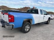 ✅ 2013 Chevrolet Silverado 2500HD • VIN: 1GC2KVCB0DZ305870 • Lot: 43870601. Wystawiony na IAAI z przebiegiem 159 958 mil. Bezpłatny archiwum sprzedaży aukcyjnych z USA i szczegółowy raport historii pojazdu na DreamBid. Zdjęcie 2.