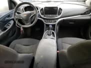 ✅ 2017 Chevrolet Volt LT • VIN: 1G1RC6S58HU102489 • Lot: 43685984. Wystawiony na Copart z przebiegiem Nie podano. Bezpłatny archiwum sprzedaży aukcyjnych z USA i szczegółowy raport historii pojazdu na DreamBid. Zdjęcie 8.