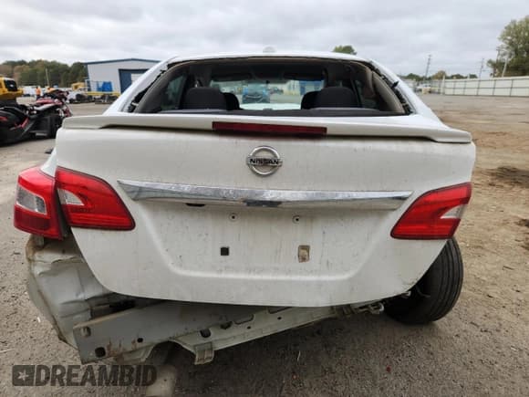 ✅ 2018 Nissan Sentra SR • VIN: 3N1AB7AP3JY230354 • Lot: 92657705. Listed on Copart with 109,192 mi. Free auction sales archive from the USA and detailed vehicle history report at DreamBid. Image 6.