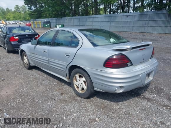 ✅ 2000 Pontiac Grand Am SE1 • VIN: 1G2NF52E1YM832966 • Лот: 42684986. Опубликован ранее на IAAI с пробегом 274 133 миль. Бесплатный доступ к архиву аукционных продаж из США и подробный отчёт об истории автомобиля на DreamBid. Изображение 3.