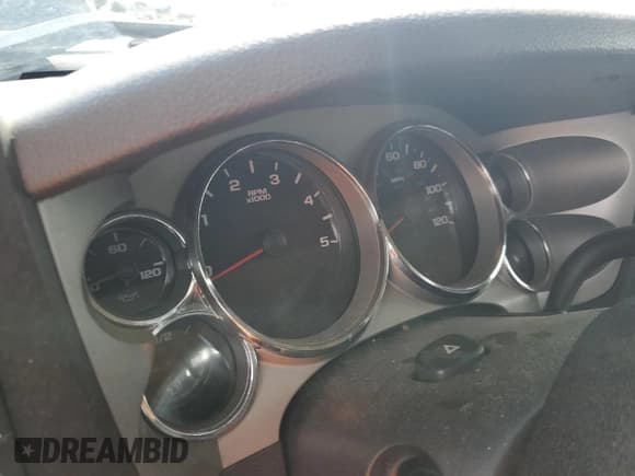 ✅ 2007 Chevrolet Silverado 2500HD 2LT • VIN: 1GCHK29647E526421 • Лот: 67456594. Опубликован ранее на Copart с пробегом Не указан. Бесплатный доступ к архиву аукционных продаж из США и подробный отчёт об истории автомобиля на DreamBid. Изображение 9.