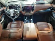 ✅ 2020 Chevrolet Traverse High Country • VIN: 1GNERNKW0LJ227933 • Lot: 82200135. Wystawiony na Copart z przebiegiem 116 058 mil. Bezpłatny archiwum sprzedaży aukcyjnych z USA i szczegółowy raport historii pojazdu na DreamBid. Zdjęcie 8.