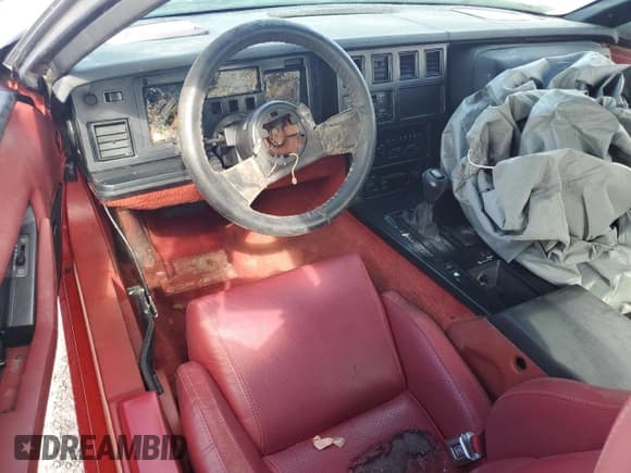 ✅ 1987 Chevrolet Corvette • VIN: 1G1YY2182H5119462 • Lot: 80777665. Listed on Copart with Not provided. Free auction sales archive from the USA and detailed vehicle history report at DreamBid. Image 8.