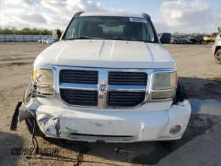 2007 Dodge Nitro SLT с VIN 1D8GU58KX7W681234, выставлен на аукционе Copart как лот 80648224 с пробегом 195 256 миль миль и На запчасти • Non repairable. История ставок и продаж доступна на DreamBid. Изображение 5.