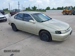 ✅ 1999 Nissan Altima XE • VIN: 1N4DL01D5XC167303 • Lot: 42859464. Wystawiony na IAAI z przebiegiem 146 916 mil. Bezpłatny archiwum sprzedaży aukcyjnych z USA i szczegółowy raport historii pojazdu na DreamBid. Zdjęcie 1.