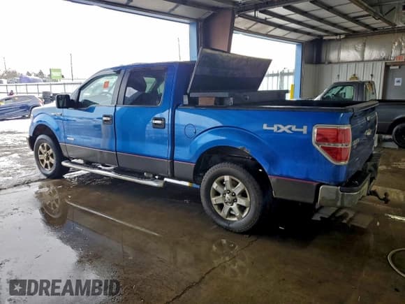 ✅ 2014 Ford F-150 Platinum • VIN: 1FTFW1ET5EFA68591 • Lot: 96015825. Wystawiony na Copart z przebiegiem 185 965 mil. Bezpłatny archiwum sprzedaży aukcyjnych z USA i szczegółowy raport historii pojazdu na DreamBid. Zdjęcie 2.