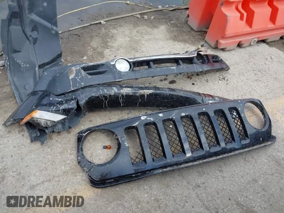 ✅ 2016 Jeep Patriot High Altitude • VIN: 1C4NJRFB0GD522971 • Lot: 42376337. Listed on IAAI with 131,946 mi. Free auction sales archive from the USA and detailed vehicle history report at DreamBid. Image 12.