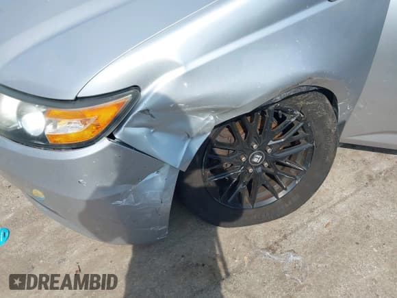 ✅ 2015 Honda Odyssey LX • VIN: 5FNRL5H24FB109251 • Лот: 43255618. Опубликован ранее на IAAI с пробегом 165 308 миль. Бесплатный доступ к архиву аукционных продаж из США и подробный отчёт об истории автомобиля на DreamBid. Изображение 6.