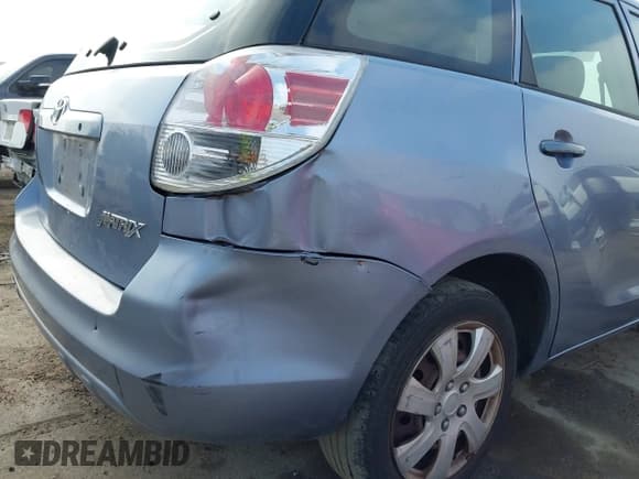 ✅ 2007 Toyota Matrix STD • VIN: 2T1KR32E87C648940 • Lot: 42996607. Listed on IAAI with 242,765 mi. Free auction sales archive from the USA and detailed vehicle history report at DreamBid. Image 6.