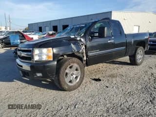 ✅ 2011 Chevrolet Silverado 1500 LT • VIN: 1GCRKSE39BZ104484 • Lot: 44088694. Listed on Copart with 298,893 mi. Free auction sales archive from the USA and detailed vehicle history report at DreamBid. Image 1.