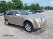 ✅ 2006 Cadillac SRX • VIN: 1GYEE637560168223 • Lot: 42729983. Wystawiony na IAAI z przebiegiem 151 011 mil. Bezpłatny archiwum sprzedaży aukcyjnych z USA i szczegółowy raport historii pojazdu na DreamBid. Zdjęcie 1.