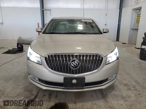 ✅ 2014 Buick LaCrosse Premium I • VIN: 1G4GD5G30EF205852 • Lot: 90877615. Wystawiony na Copart z przebiegiem 57 119 mil. Bezpłatny archiwum sprzedaży aukcyjnych z USA i szczegółowy raport historii pojazdu na DreamBid. Zdjęcie 5.