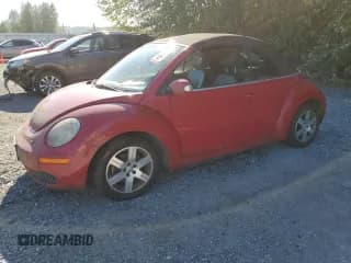 ✅ 2006 Volkswagen Beetle • VIN: 3VWRF31YX6M325835 • Lot: 68577185. Listed on Copart with 110,902 mi. Free auction sales archive from the USA and detailed vehicle history report at DreamBid. Image 1.