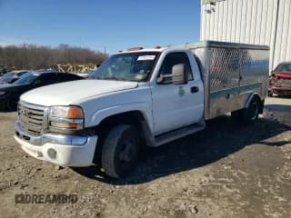 ✅ 2005 GMC Sierra 1500 • VIN: 1GDJC34UX5E335329 • Lot: 43461345. Wystawiony na Copart z przebiegiem Nie podano. Bezpłatny archiwum sprzedaży aukcyjnych z USA i szczegółowy raport historii pojazdu na DreamBid. Zdjęcie 1.