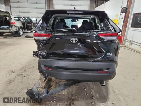 ✅ 2024 Toyota RAV4 XLE Premium • VIN: 2T3A1RFV9RW474725 • Lot: 86895925. Listed on Copart with 70,559 mi. Free auction sales archive from the USA and detailed vehicle history report at DreamBid. Image 6.
