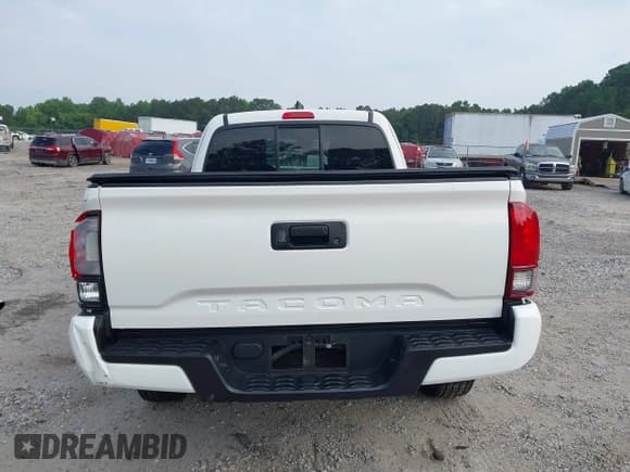 ✅ 2022 Toyota Tacoma SR • VIN: 3TYRX5GN0NT048544 • Lot: 42616900. Listed on IAAI with 62,995 mi. Free auction sales archive from the USA and detailed vehicle history report at DreamBid. Image 16.