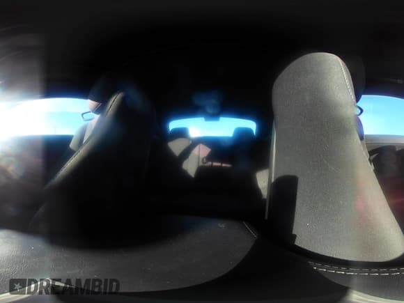 ✅ 2018 Dodge Challenger R/T • VIN: 2C3CDZBT3JH294394 • Lot: 43434247. Wystawiony na IAAI z przebiegiem 103 997 mil. Bezpłatny archiwum sprzedaży aukcyjnych z USA i szczegółowy raport historii pojazdu na DreamBid. Zdjęcie 19.