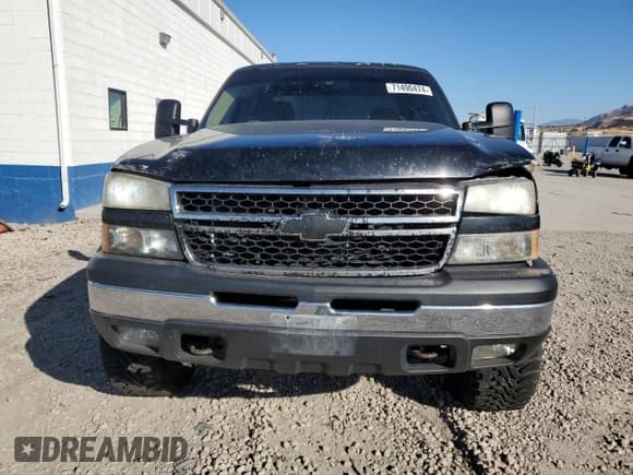 ✅ 2006 Chevrolet Silverado 1500 LT1 • VIN: 2GCEK13T061242828 • Лот: 71490474. Опубликован ранее на Copart с пробегом 198 885 миль. Бесплатный доступ к архиву аукционных продаж из США и подробный отчёт об истории автомобиля на DreamBid. Изображение 5.