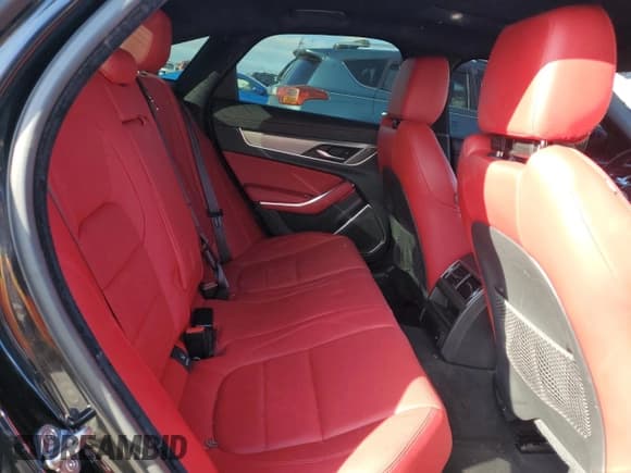 ✅ 2021 Jaguar XF R-Dynamic SE • VIN: SAJBL4GX4MCY88350 • Lot: 49041395. Wystawiony na Copart z przebiegiem 64 915 mil. Bezpłatny archiwum sprzedaży aukcyjnych z USA i szczegółowy raport historii pojazdu na DreamBid. Zdjęcie 10.