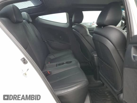 ✅ 2016 Hyundai Veloster Turbo • VIN: KMHTC6AE8GU302474 • Lot: 57508245. Wystawiony na Copart z przebiegiem 71 450 mil. Bezpłatny archiwum sprzedaży aukcyjnych z USA i szczegółowy raport historii pojazdu na DreamBid. Zdjęcie 10.