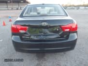 ✅ 2009 Kia Optima LX • VIN: KNAGE228195350233 • Lot: 43285471. Wystawiony na IAAI z przebiegiem Nie podano. Bezpłatny archiwum sprzedaży aukcyjnych z USA i szczegółowy raport historii pojazdu na DreamBid. Zdjęcie 6.