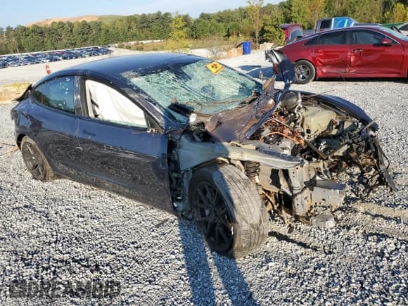 ✅ 2022 Tesla Model 3 Long Range • VIN: 5YJ3E1EB4NF192708 • Lot: 81671035. Wystawiony na Copart z przebiegiem Nie podano. Bezpłatny archiwum sprzedaży aukcyjnych z USA i szczegółowy raport historii pojazdu na DreamBid. Zdjęcie 4.