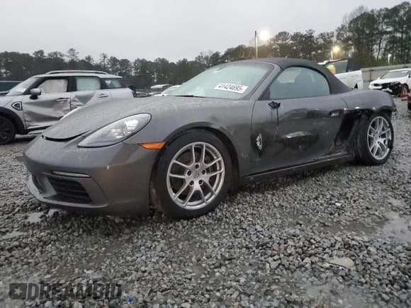 ✅ 2017 Porsche 718 Boxster • VIN: WP0CA2A81HS221178 • Lot: 41424695. Listed on Copart with 20,412 mi. Free auction sales archive from the USA and detailed vehicle history report at DreamBid. Image 1.
