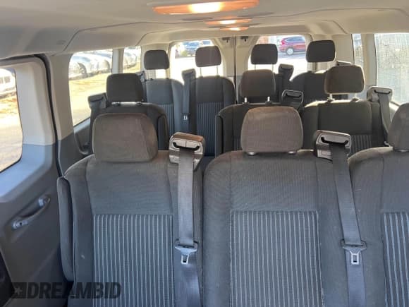 ✅ 2016 Ford Transit XLT • VIN: 1FBZX2ZM7GKA65435 • Lot: 43727542. Wystawiony na IAAI z przebiegiem 166 071 mil. Bezpłatny archiwum sprzedaży aukcyjnych z USA i szczegółowy raport historii pojazdu na DreamBid. Zdjęcie 8.