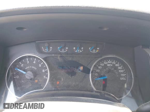 ✅ 2014 Ford F-150 XL • VIN: 1FTFX1ETXEFC02041 • Lot: 42268159. Wystawiony na IAAI z przebiegiem 169 999 mil. Bezpłatny archiwum sprzedaży aukcyjnych z USA i szczegółowy raport historii pojazdu na DreamBid. Zdjęcie 7.