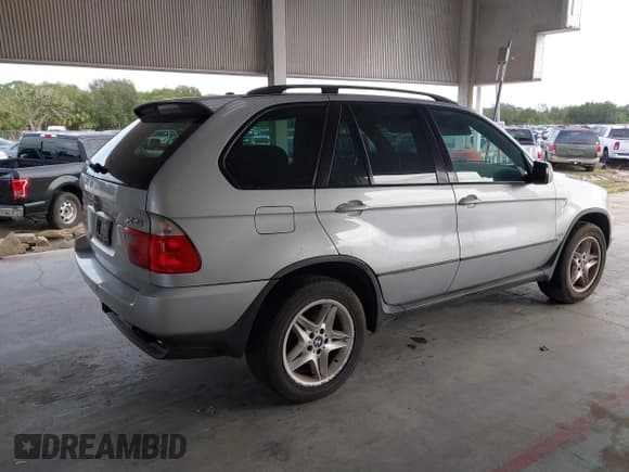 ✅ 2004 BMW X5 4.4i • VIN: 5UXFB53504LV02325 • Лот: 40805342. Опубликован ранее на IAAI с пробегом 223 998 миль. Бесплатный доступ к архиву аукционных продаж из США и подробный отчёт об истории автомобиля на DreamBid. Изображение 4.