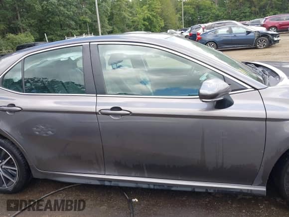 2023 Toyota Camry SE with VIN 4T1G11BK4PU091076, listed as a IAAI auction lot 42948800 with 40,755 mi miles and . Bid and sale history available at DreamBid. Image 12.