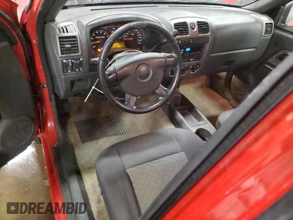 ✅ 2004 GMC Canyon SLE Z71 • VIN: 1GTDT196148217750 • Lot: 44117015. Listed on Copart with 217,964 mi. Free auction sales archive from the USA and detailed vehicle history report at DreamBid. Image 8.