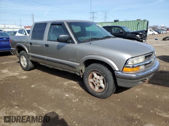 ✅ 2001 Chevrolet S-10 LS • VIN: 1GCDT13W61K228198 • Лот: 48802315. Опубликован ранее на Copart с пробегом 146 687 миль. Бесплатный доступ к архиву аукционных продаж из США и подробный отчёт об истории автомобиля на DreamBid. Изображение 4.
