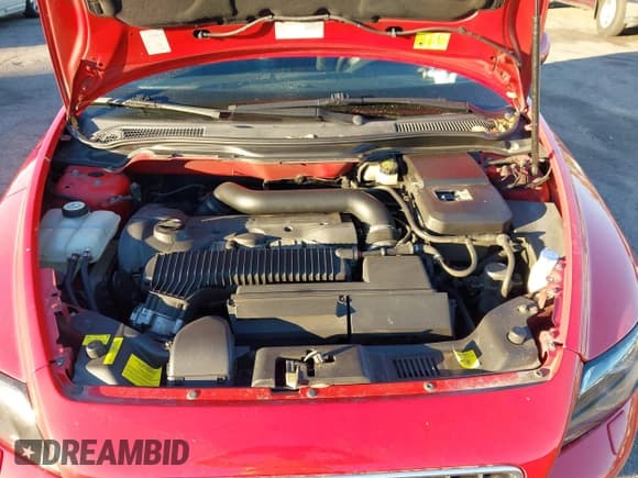 ✅ 2005 Volvo S40 • VIN: YV1MH682852077398 • Лот: 43542299. Опубликован ранее на IAAI с пробегом 157 776 миль. Бесплатный доступ к архиву аукционных продаж из США и подробный отчёт об истории автомобиля на DreamBid. Изображение 10.